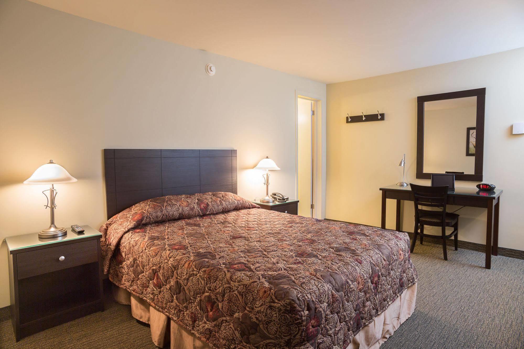 Motel Du Fleuve บรอสซาร์ด ภายนอก รูปภาพ